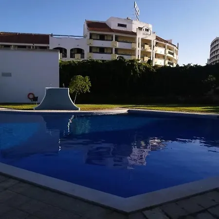 Peninsular - Espaco, Centro E Praia! Apartment Albufeira